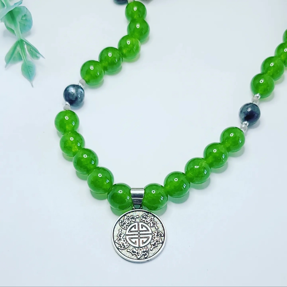 Green Chalcedony, Labradorite necklace